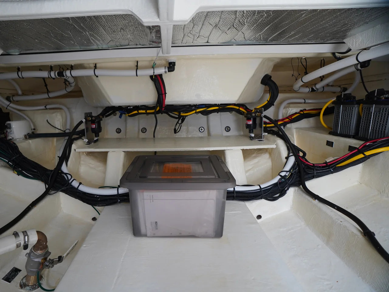 2026 Cruisers Yachts 34 GLS Outboard 34.0 feet, Grasonville, MD #65