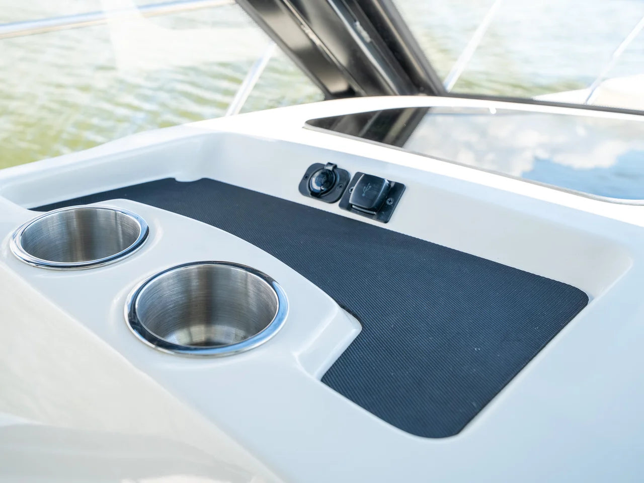 2026 Boston Whaler 325 Conquest 32.0 feet, Clearwater, Florida #74