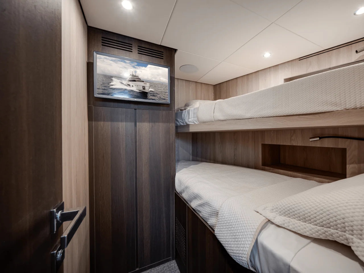2026 Azimut Magellano 25M 84.0 feet, Dania Beach, Florida #115