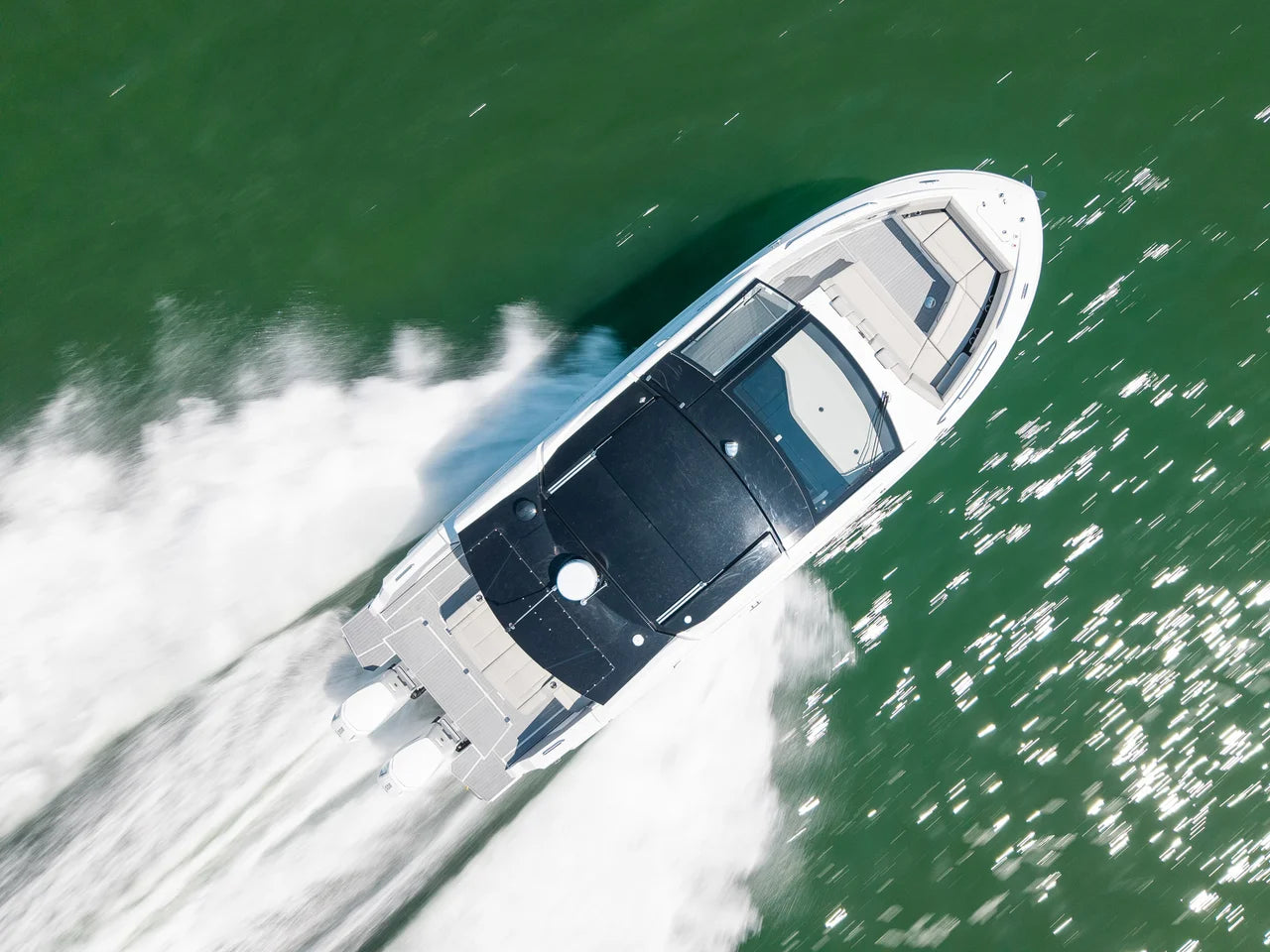 2026 Cruisers Yachts 42 GLS Outboard 42.0 feet, Miami, FL #9