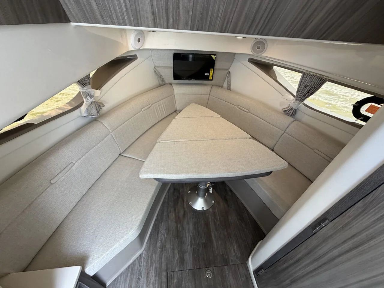 2026 Sea Ray Sundancer 320 Outboard 32.0 feet, Seabrook, TX #41