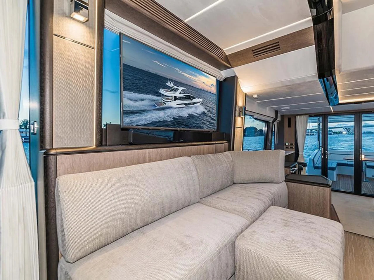 2026 Galeon 680 FLY 72.0 feet, Inuvik, Northwest Territories #42