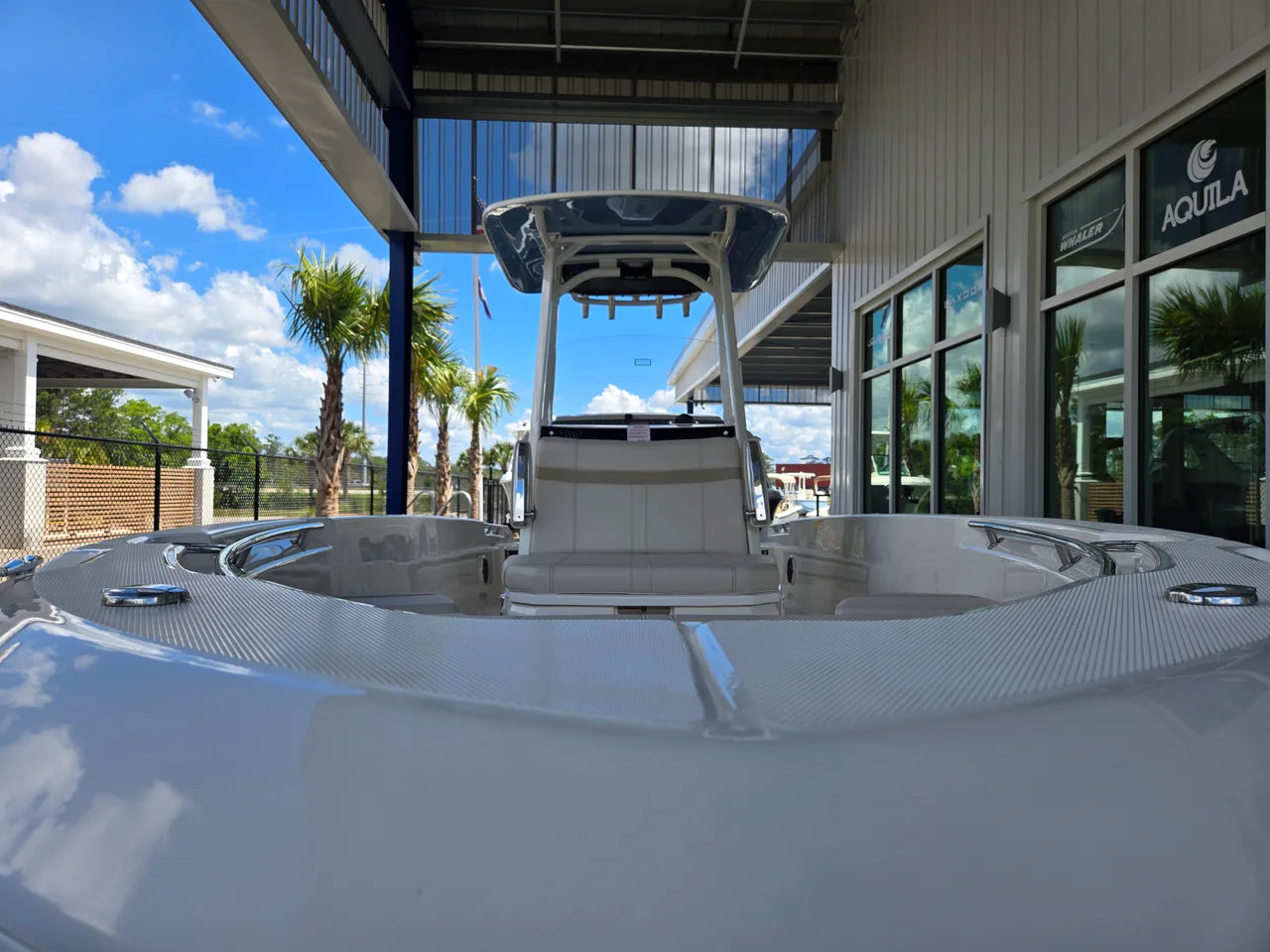 2026 Boston Whaler 250 Dauntless 25.0 feet, Charleston, SC #14
