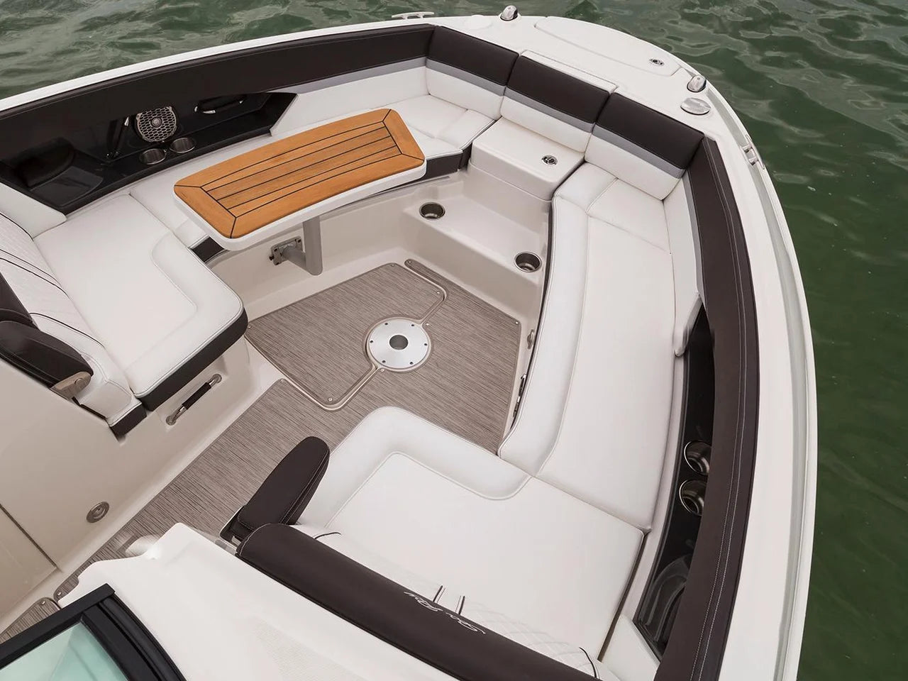 2026 Sea Ray SLX 350 Outboard 35.0 feet, Inuvik, Northwest Territories #7