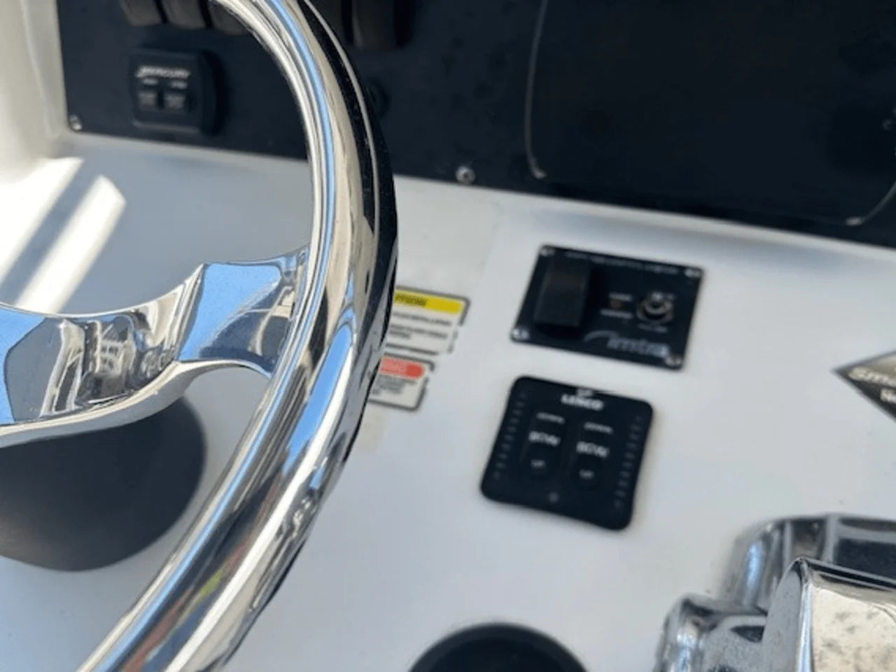 2006 Boston Whaler 240 OUTRAGE 24.0 feet, Wakefield, RI #9