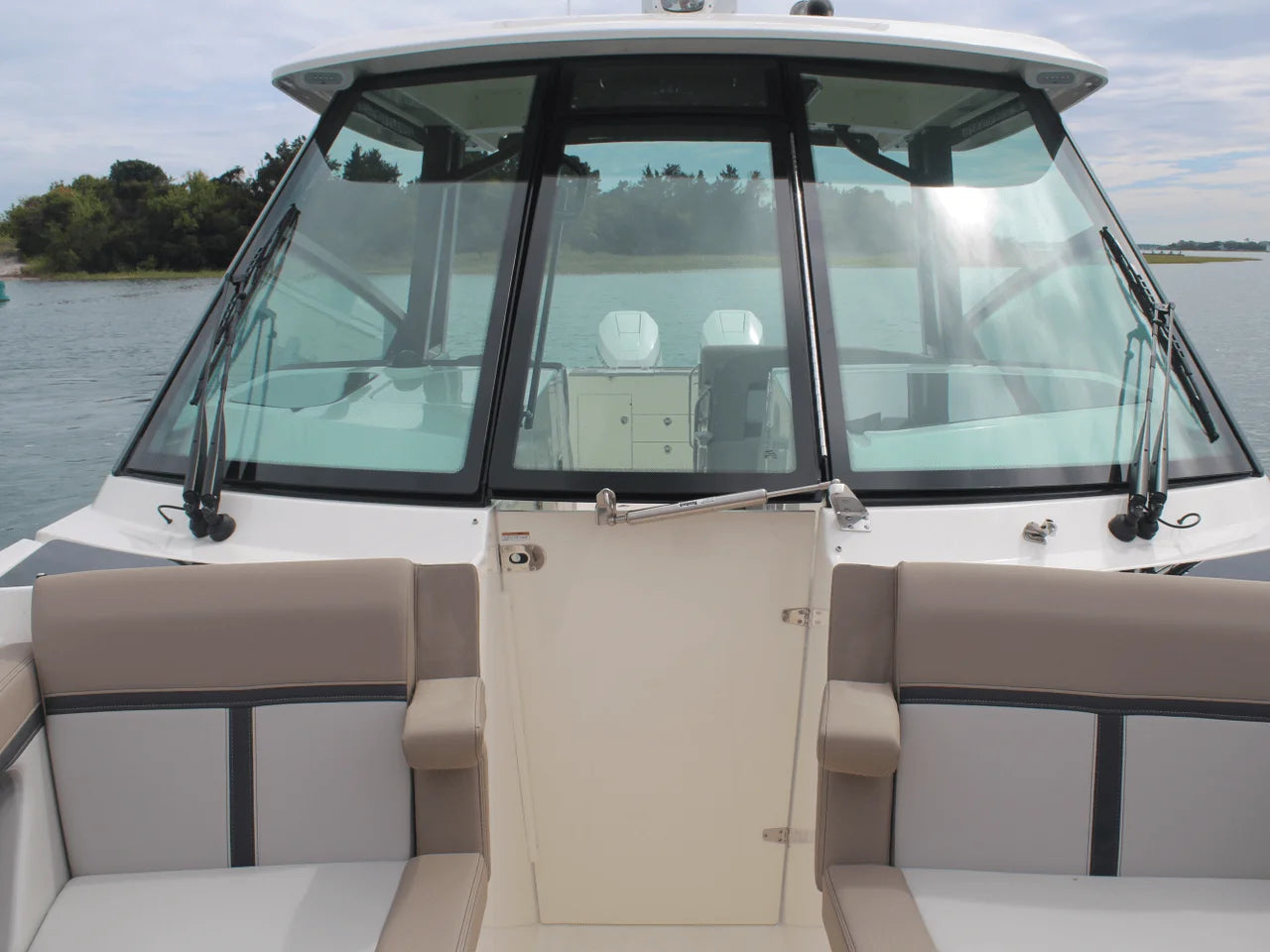 2026 Boston Whaler 330 Vantage 33.0 feet, Charleston, SC #61
