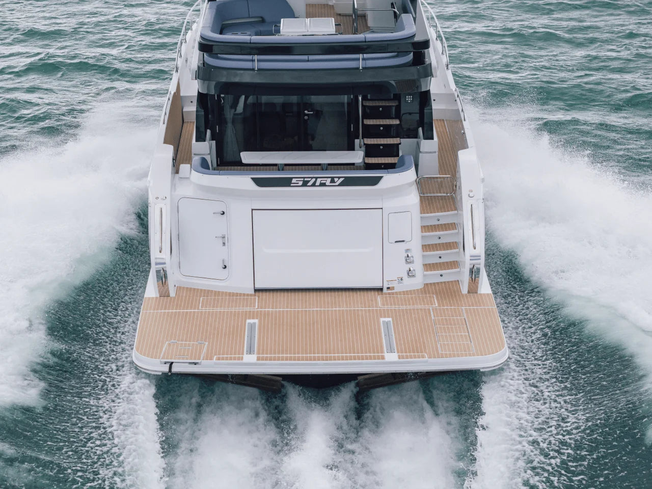 2026 Cruisers Yachts 57 FLY 57.0 feet, Inuvik, Northwest Territories #8