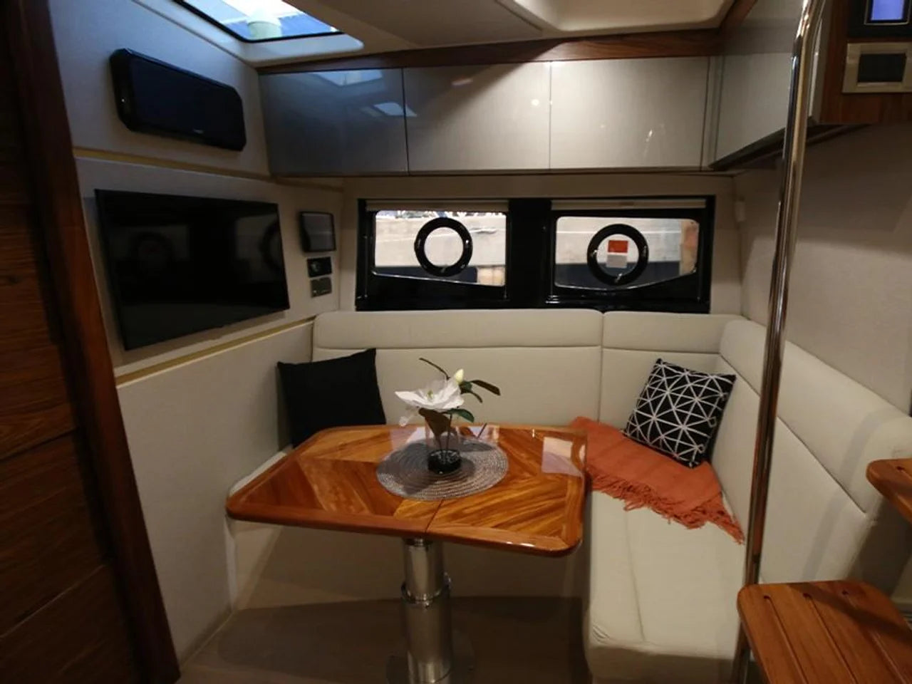 2026 Boston Whaler 405 Conquest 40.0 feet, Inuvik, Northwest Territories #54