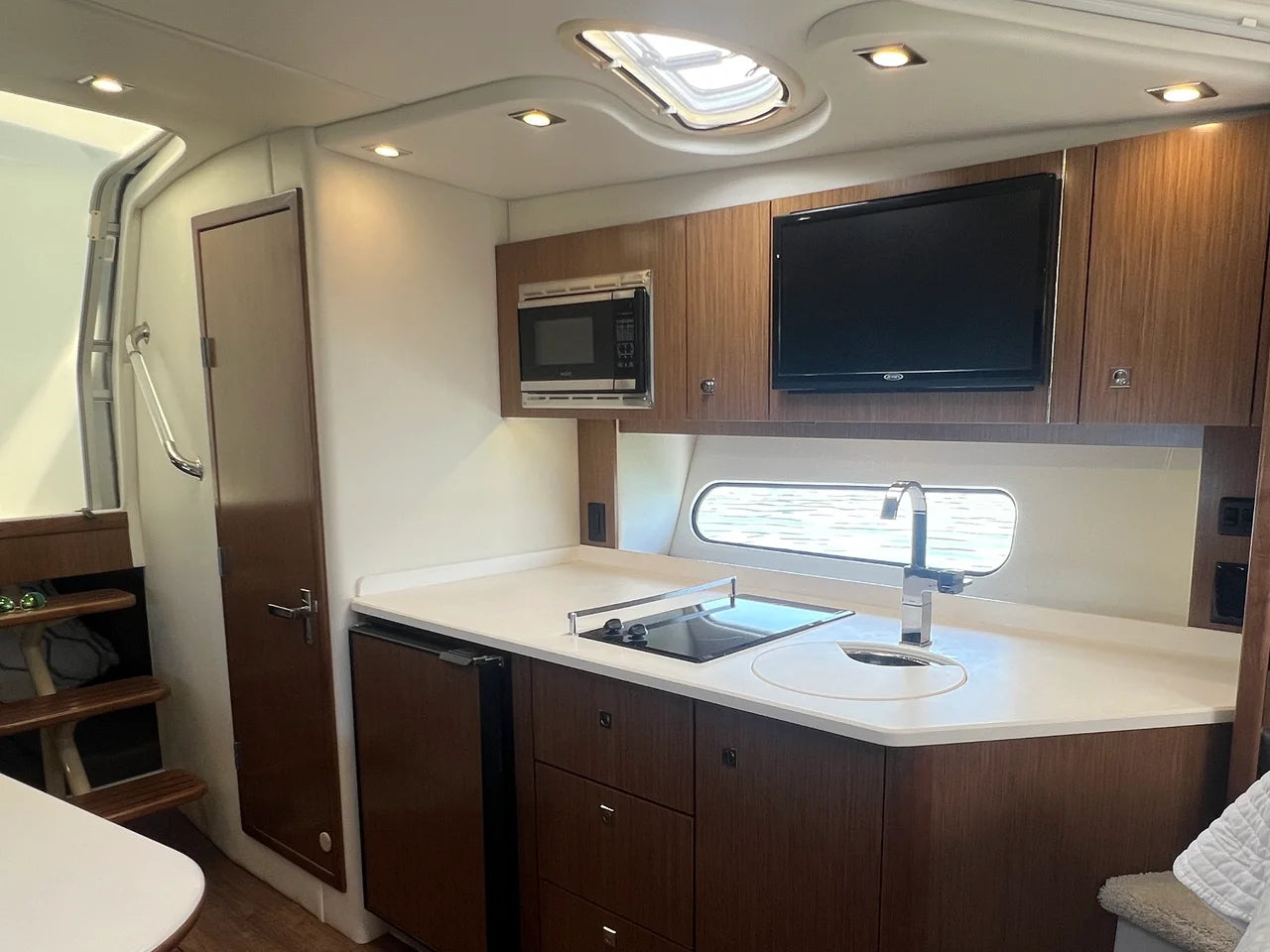 2018 Cruisers Yachts 35 EXPRESS 35.0 feet, Lewisville, TX #32