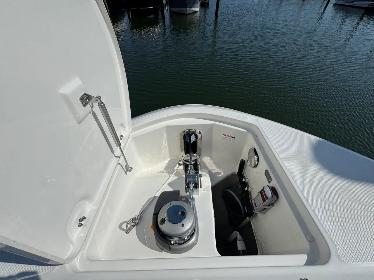 2025 Sea Ray 370 SUNDANCER OB 39.0 feet, Somers Point, New Jersey #48