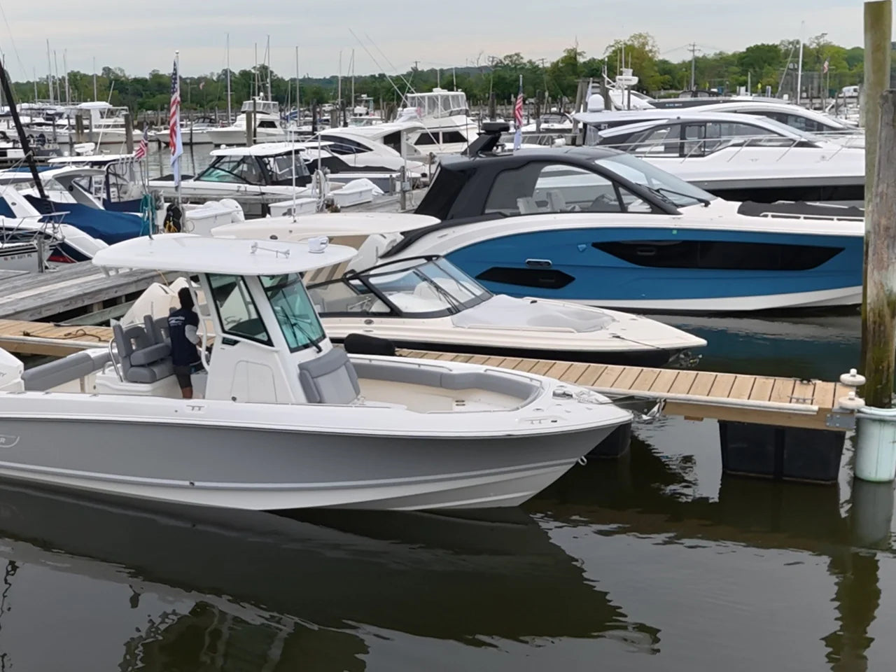 2026 Boston Whaler 250 Outrage 25.0 feet, Huntington, NY #32