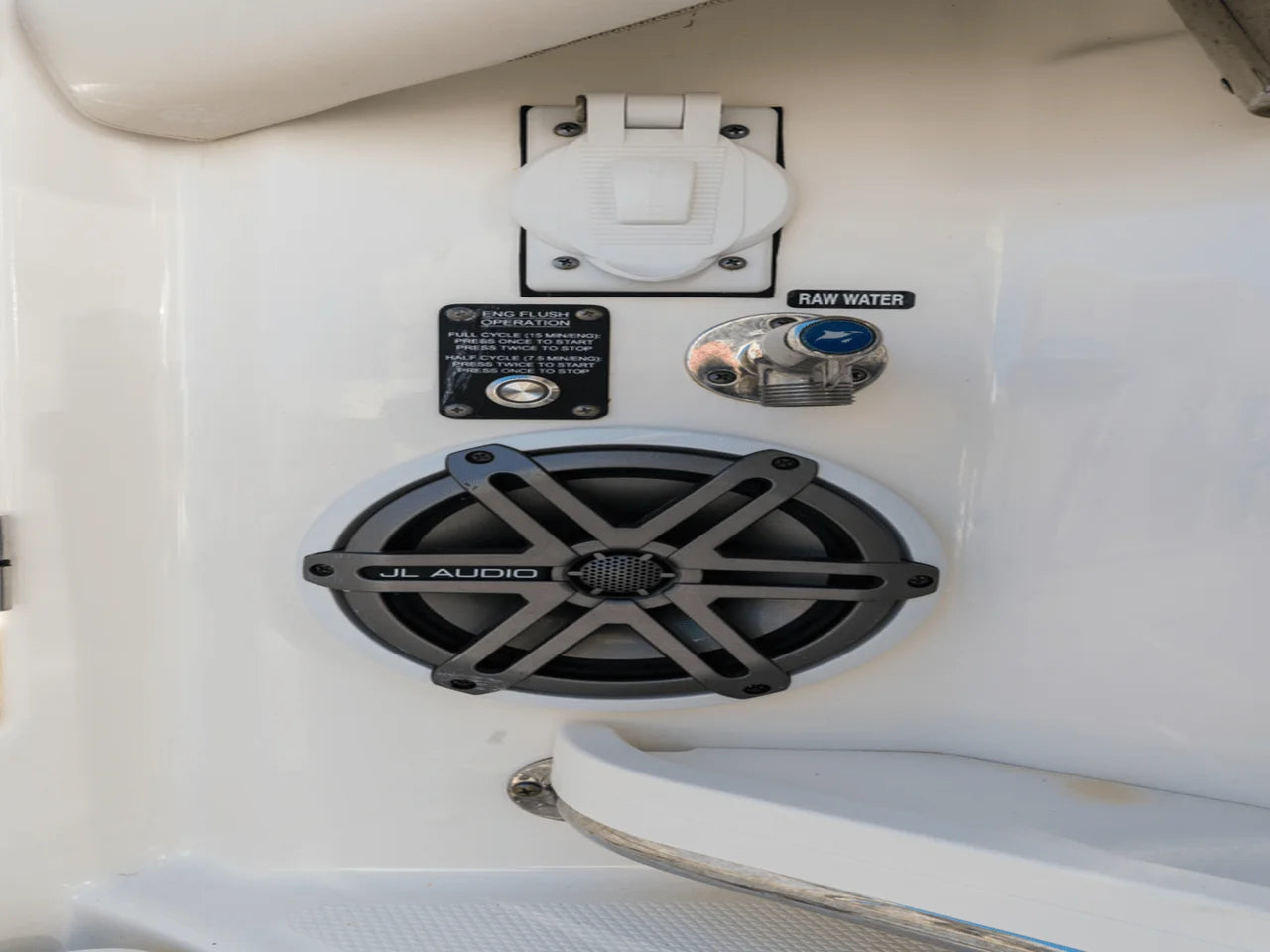 2026 Boston Whaler 380 Realm 38.0 feet, Inuvik, Northwest Territories #114