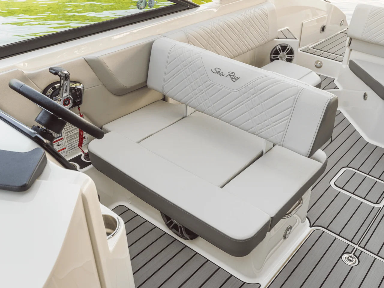 2027 Sea Ray SDX 270 Outboard 27.0 feet, Huntington, NY #25