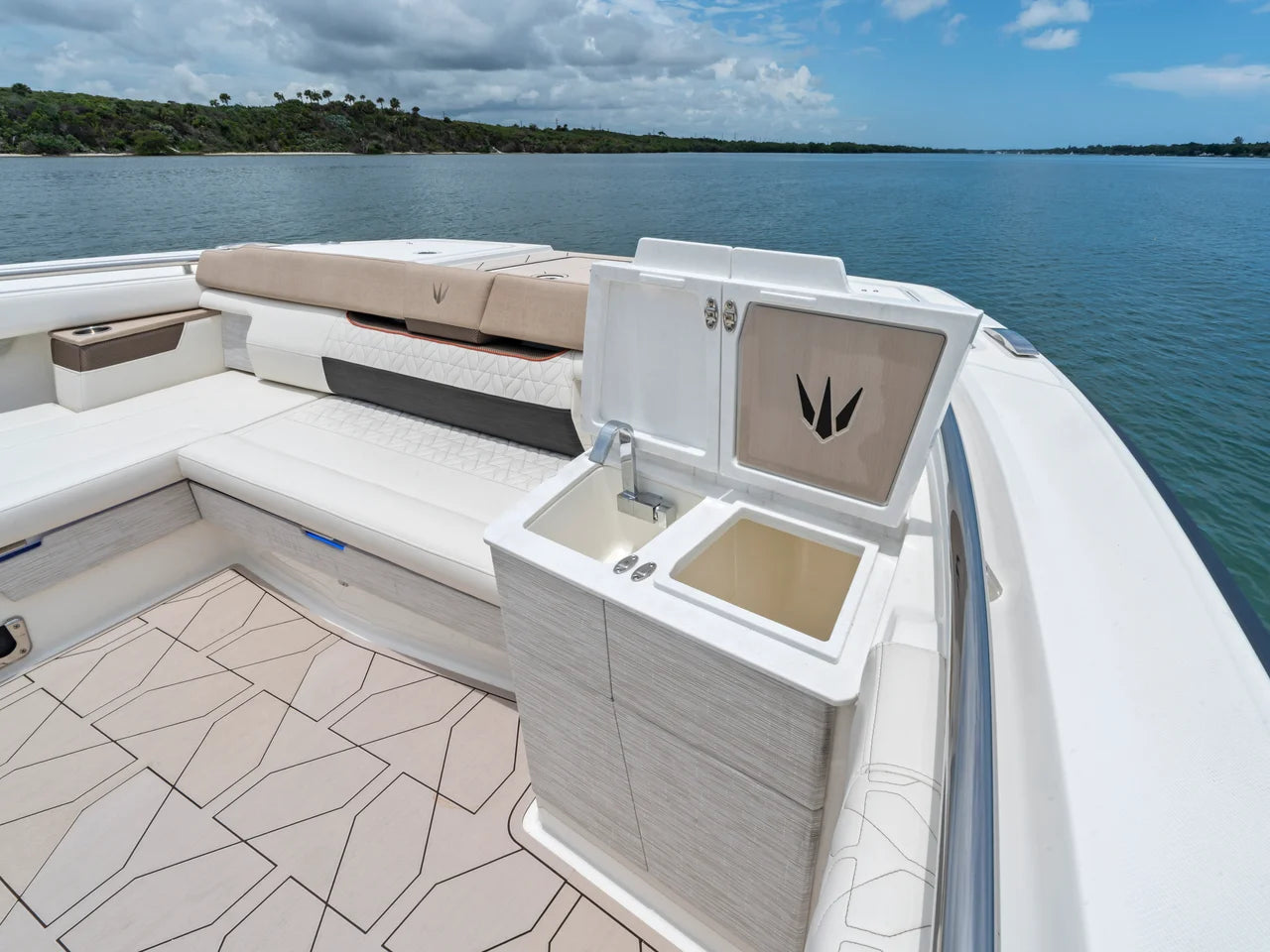 2027 Ducari 37 XIV 37.0 feet, Dania Beach, Florida #58