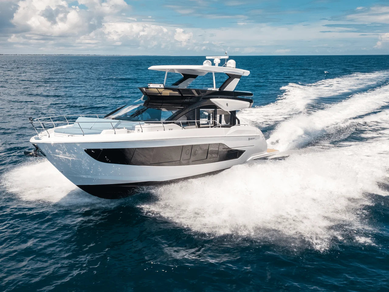 2026 Cruisers Yachts 57 FLY 57.0 feet, Pompano Beach, Florida #9