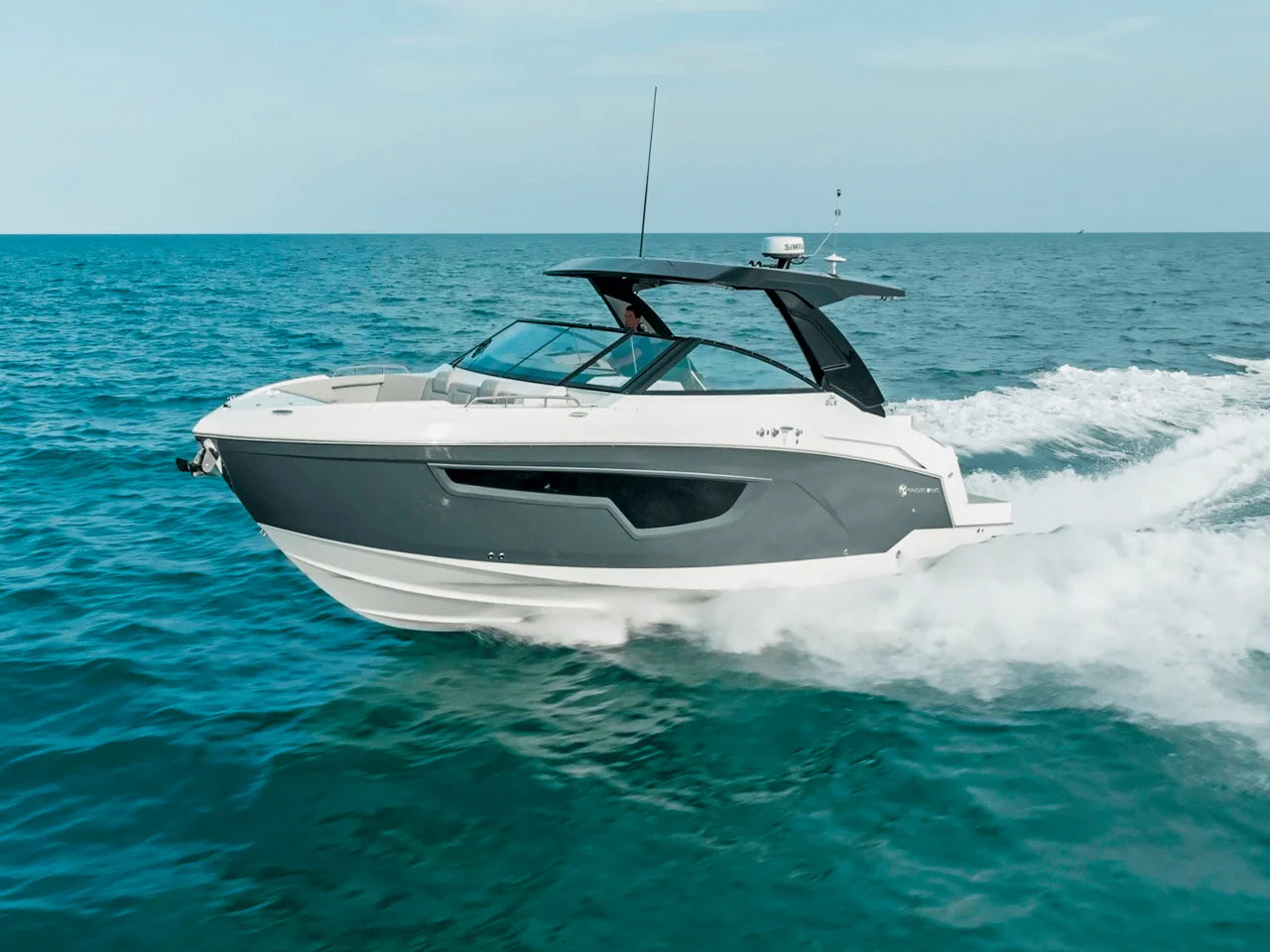 2026 Cruisers Yachts 34 GLS Outboard 35.0 feet, Inuvik, Northwest Territories #38