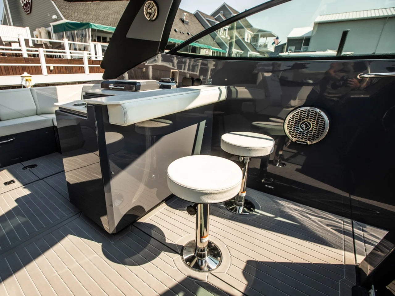 2024 Cruisers Yachts 38 GLS-OB SB 38.0 feet, Somers Point, New Jersey #50