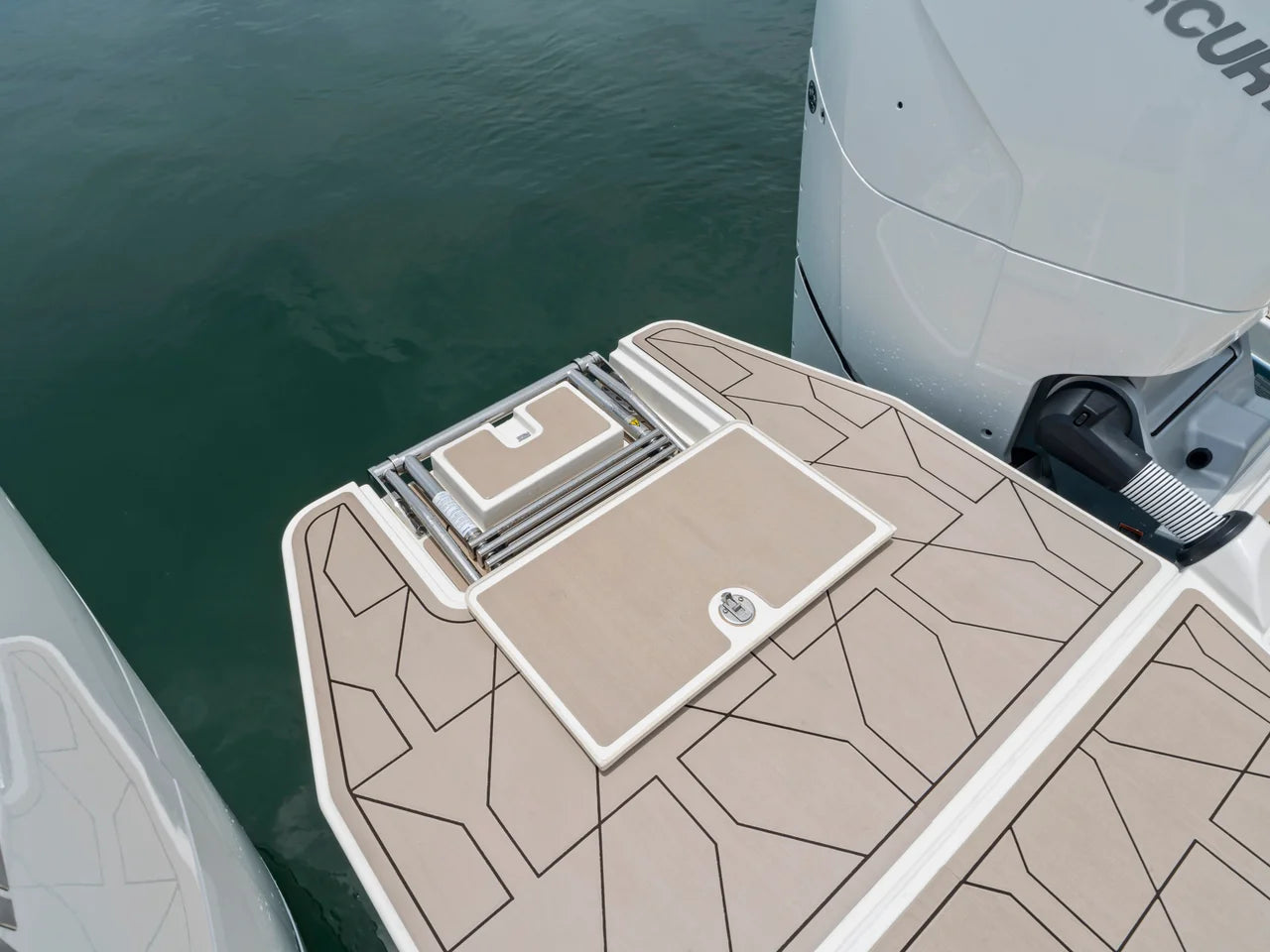 2027 Ducari 37 XIV 37.0 feet, Dania Beach, Florida #24