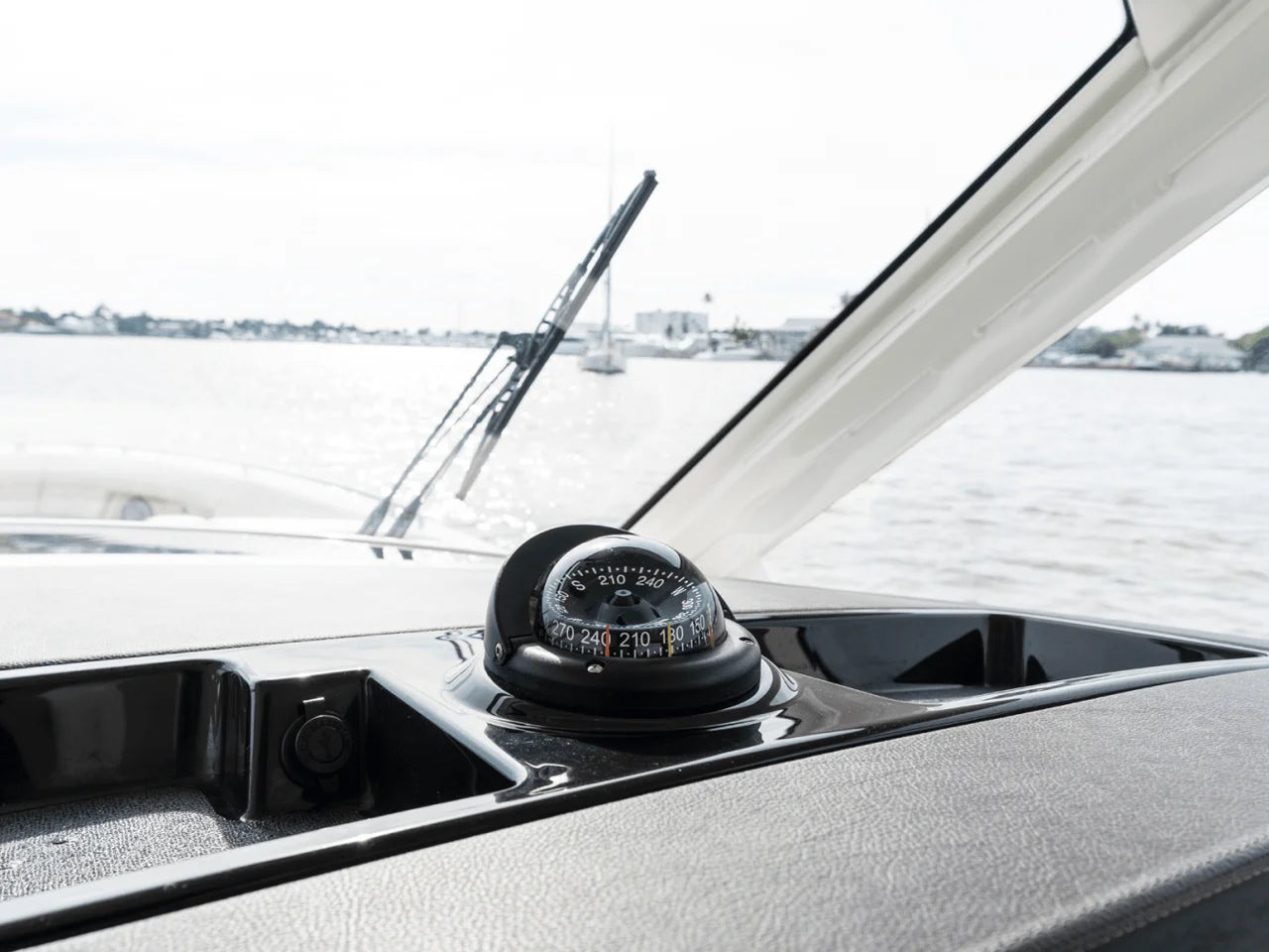 2026 Boston Whaler 380 Realm 38.0 feet, Inuvik, Northwest Territories #84
