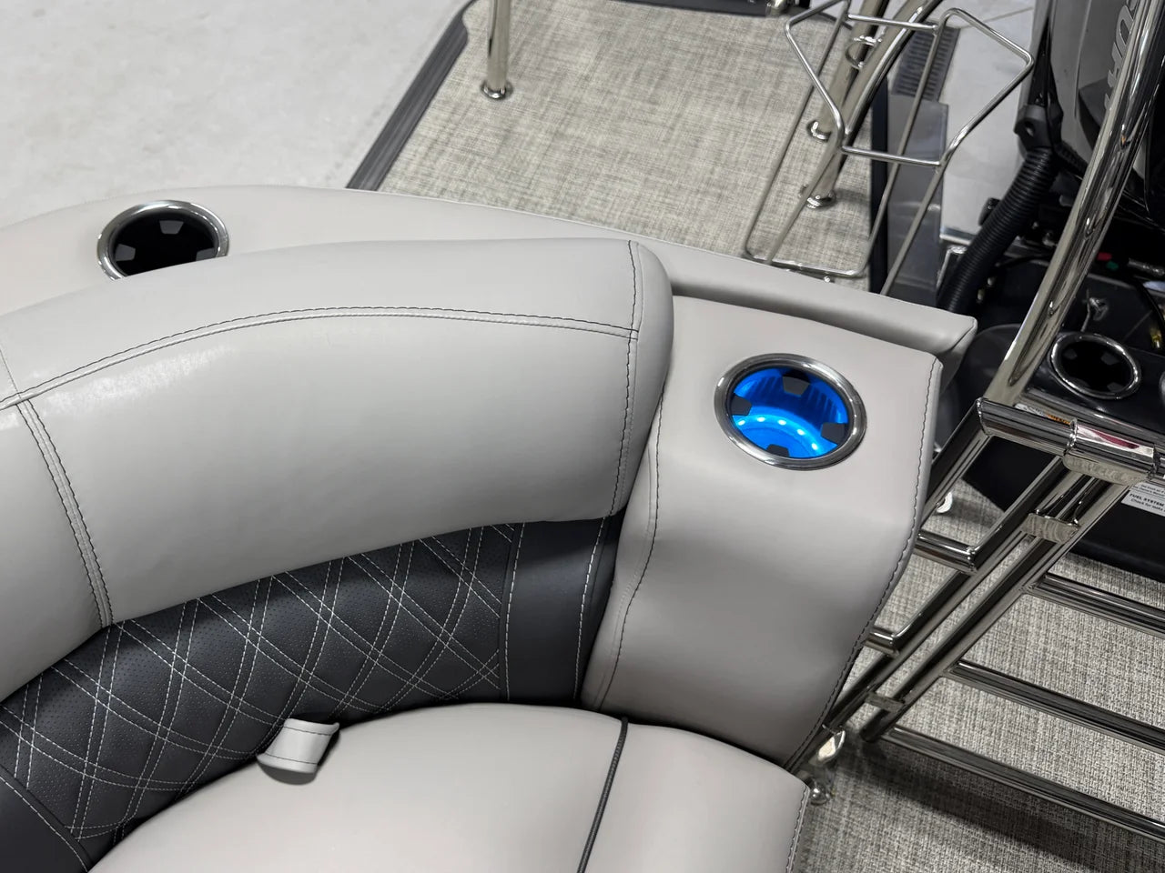 2027 Barletta LUSSO25QCSS 25.0 feet, Crosslake, Minnesota #77