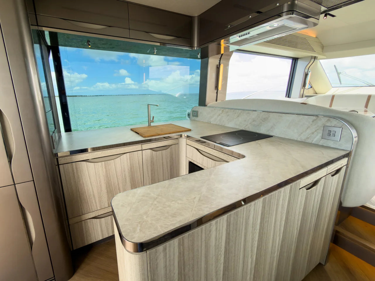 2027 Galeon 520FLY 52.0 feet, Dania Beach, Florida #10