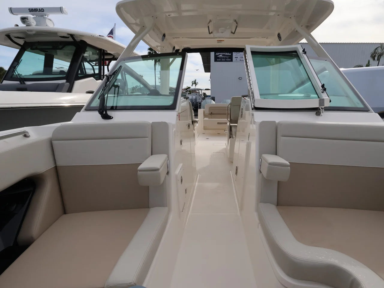 2027 Boston Whaler 280 Vantage 27.0 feet, Naples, Florida #34