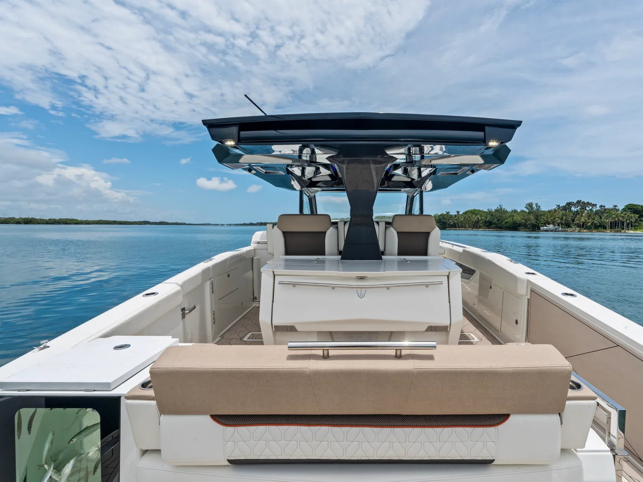 2027 Ducari 37 XIV 37.0 feet, Dania Beach, Florida #32