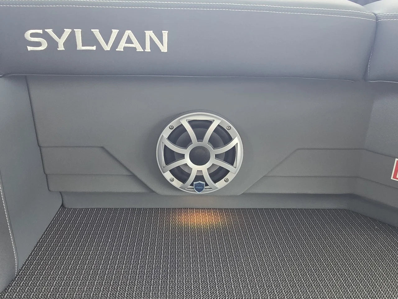 2027 Sylvan L-3 RLZ 25.0 feet, Cumming, GA #31