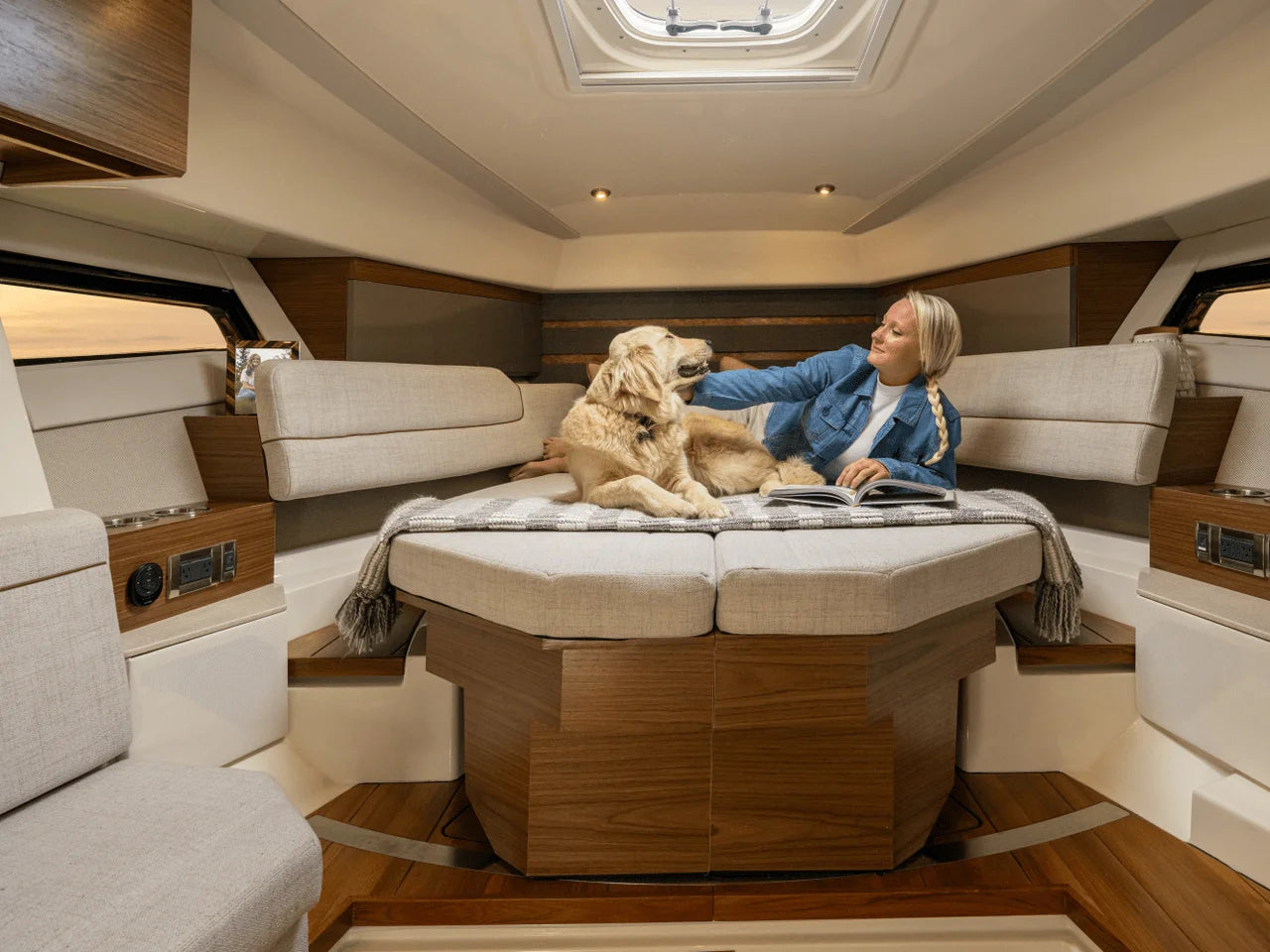 2026 Boston Whaler 365 Conquest 36.0 feet, Inuvik, Northwest Territories #24