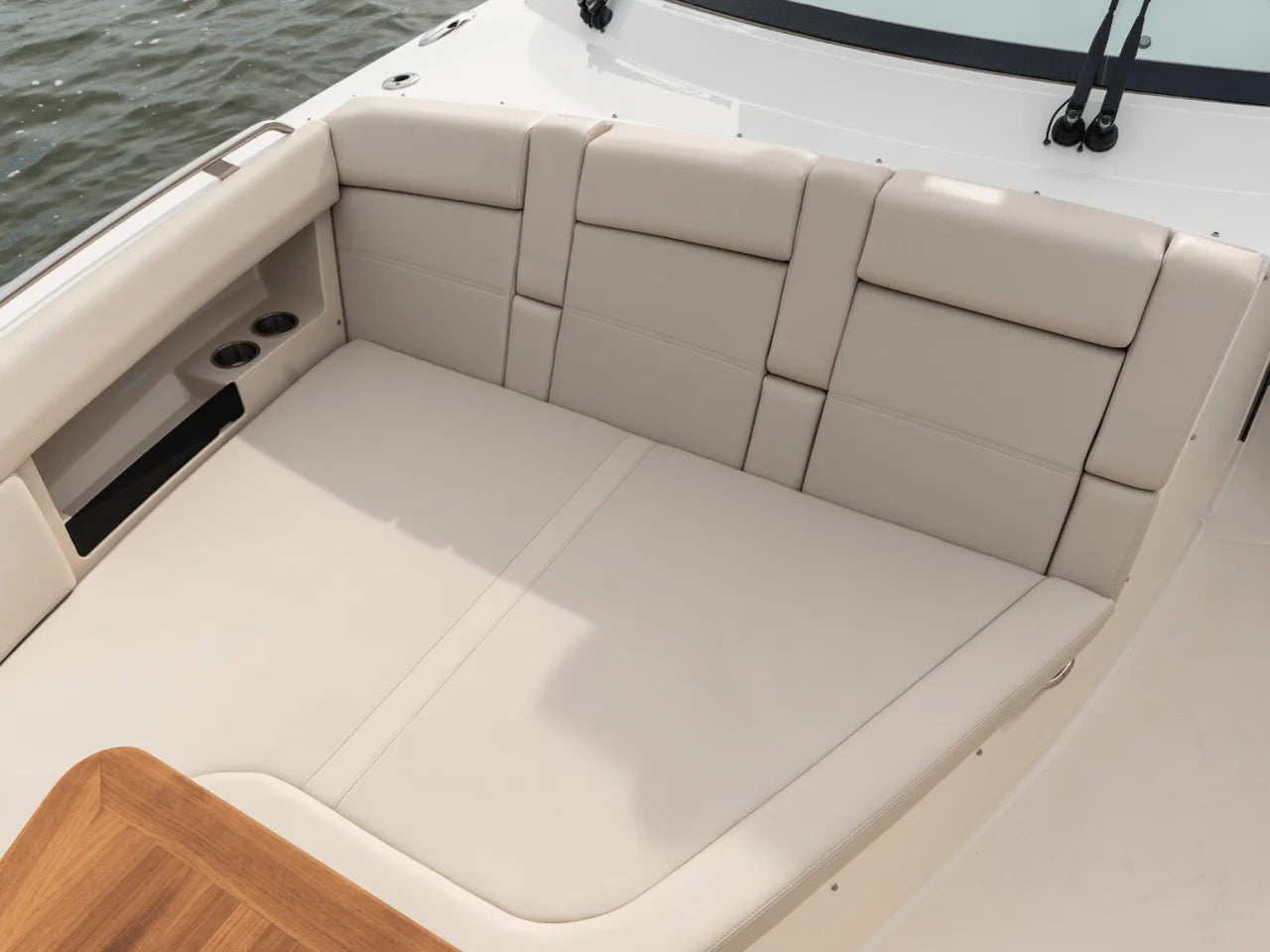 2026 Boston Whaler 380 Realm 38.0 feet, Inuvik, Northwest Territories #76