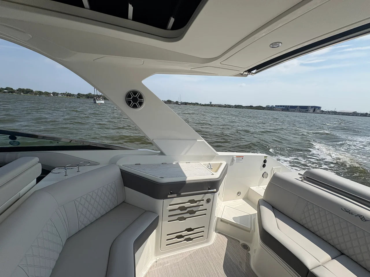 2026 Sea Ray SLX 310 Outboard 31.0 feet, Seabrook, TX #18