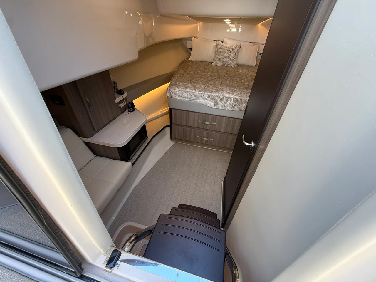 2021 Regal 36 GRANDE COUPE 36.0 feet, Cumming, GA #46