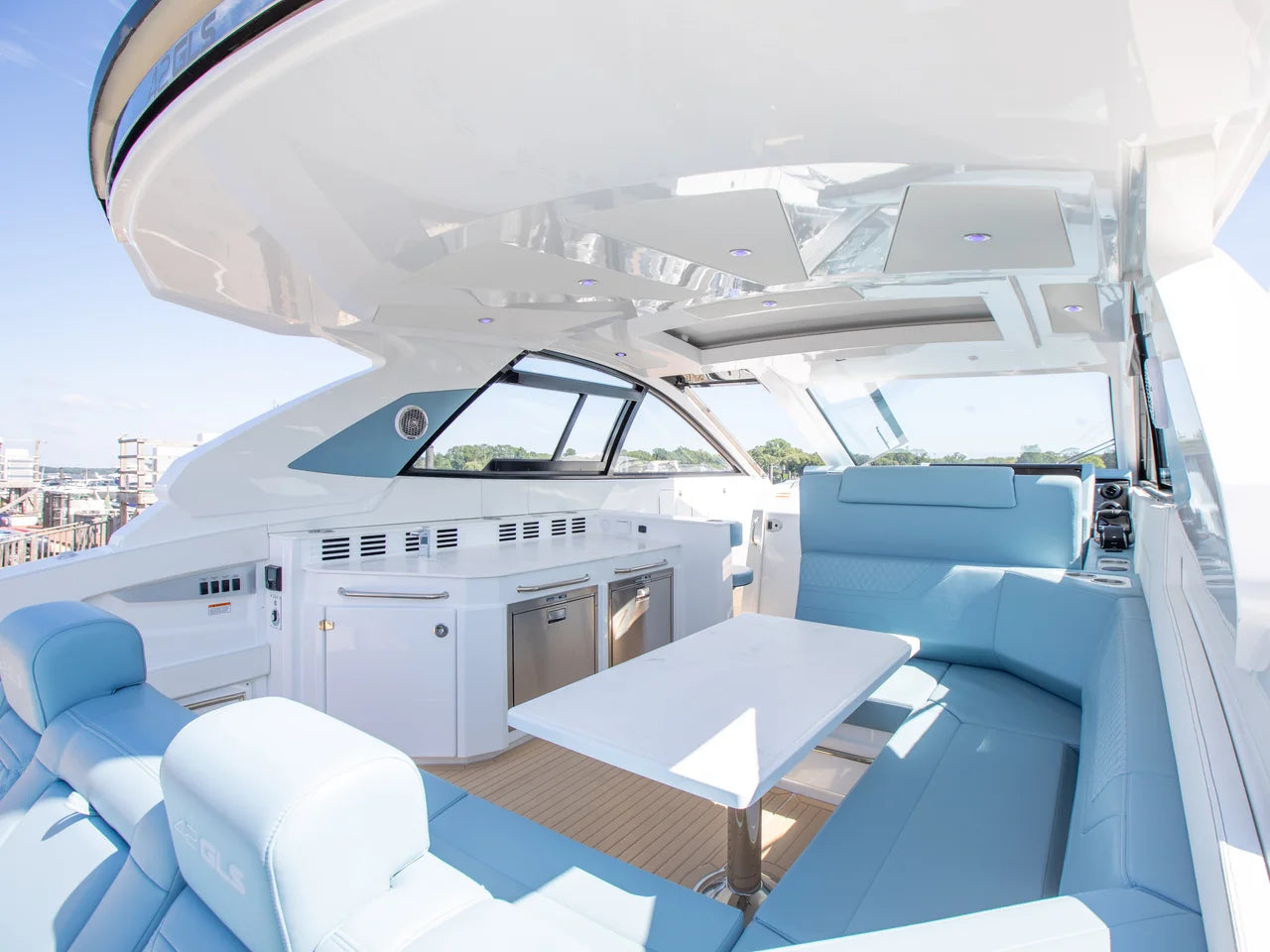2027 Cruisers Yachts 42 GLS Outboard 42.0 feet, Brick Township, New Jersey #22
